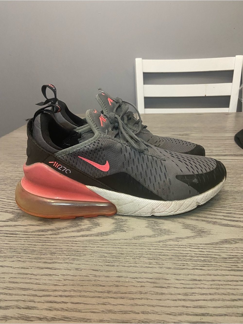 Nike Kids Air Max 270 Gray with Pink Accent Sneakers